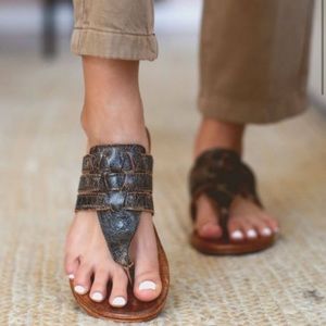 Bed Stu Yoli sandals new